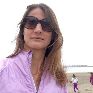 Meet your Posher, Gina